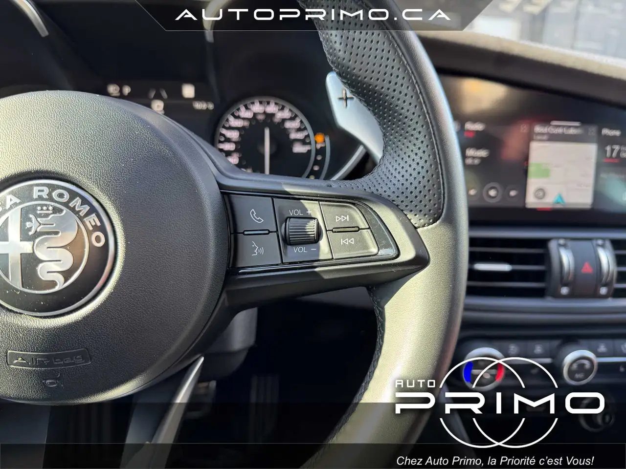 Alfa Romeo Giulia снимка Alfa Romeo Giulia