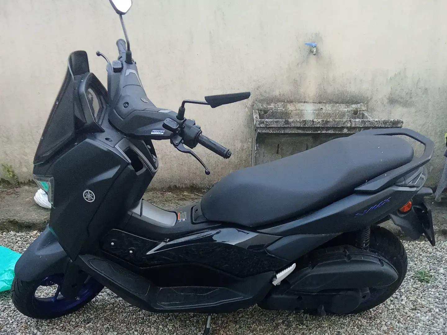 Yamaha NMAX Noir - 2