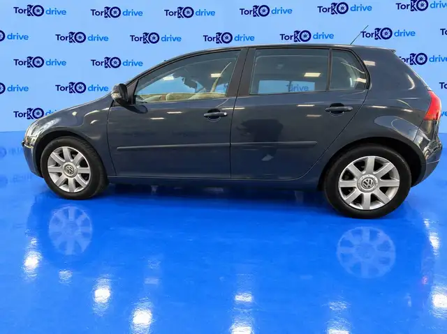 Volkswagen Golf GOLF 1.6 FSI SPORT