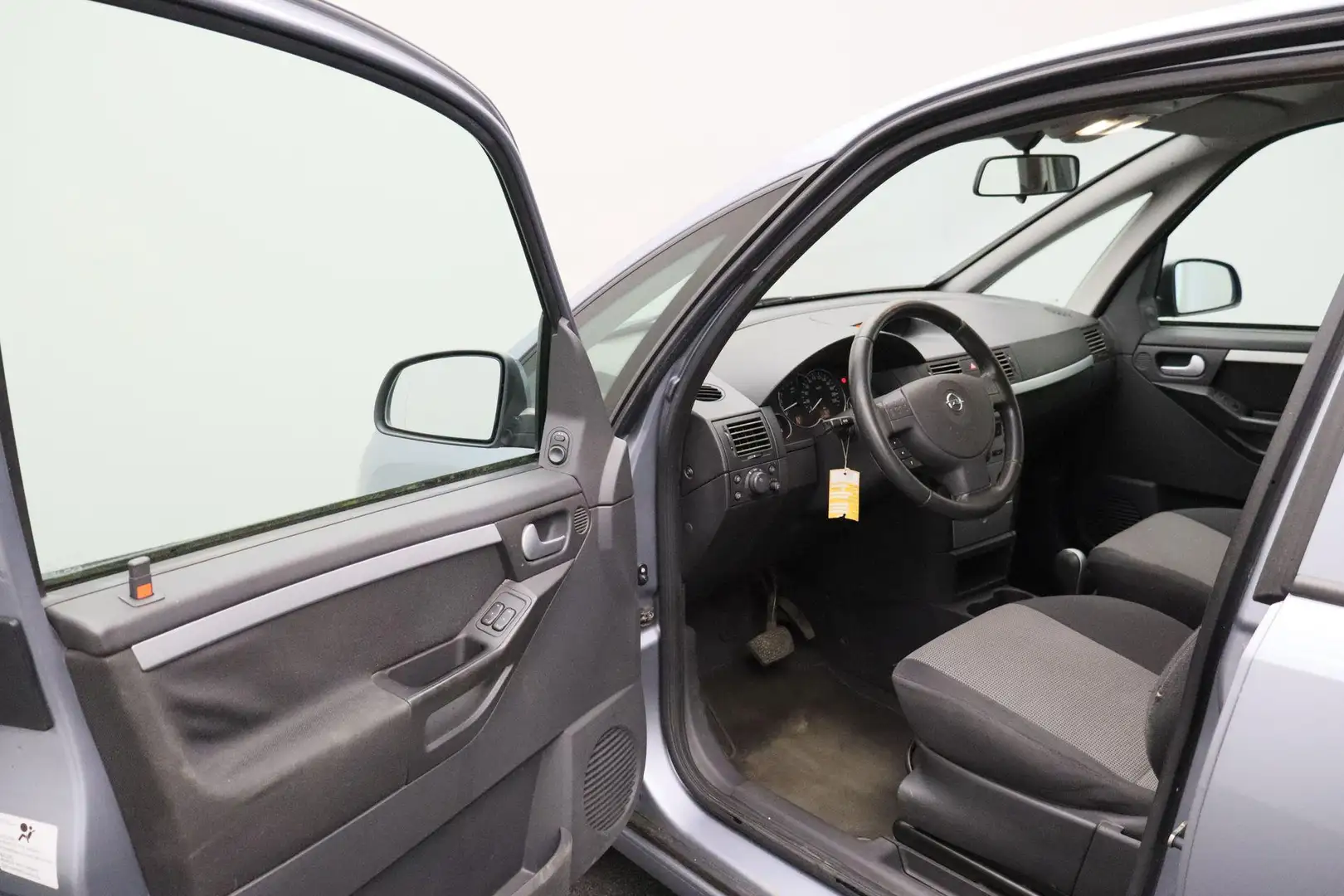 Opel Meriva 1.6-16V Cosmo 2004 Automaat | Nieuwe APK | Airco | Gris - 2