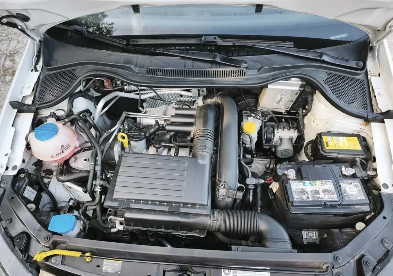 Volkswagen Polo Citadine 5 portes — photo 29