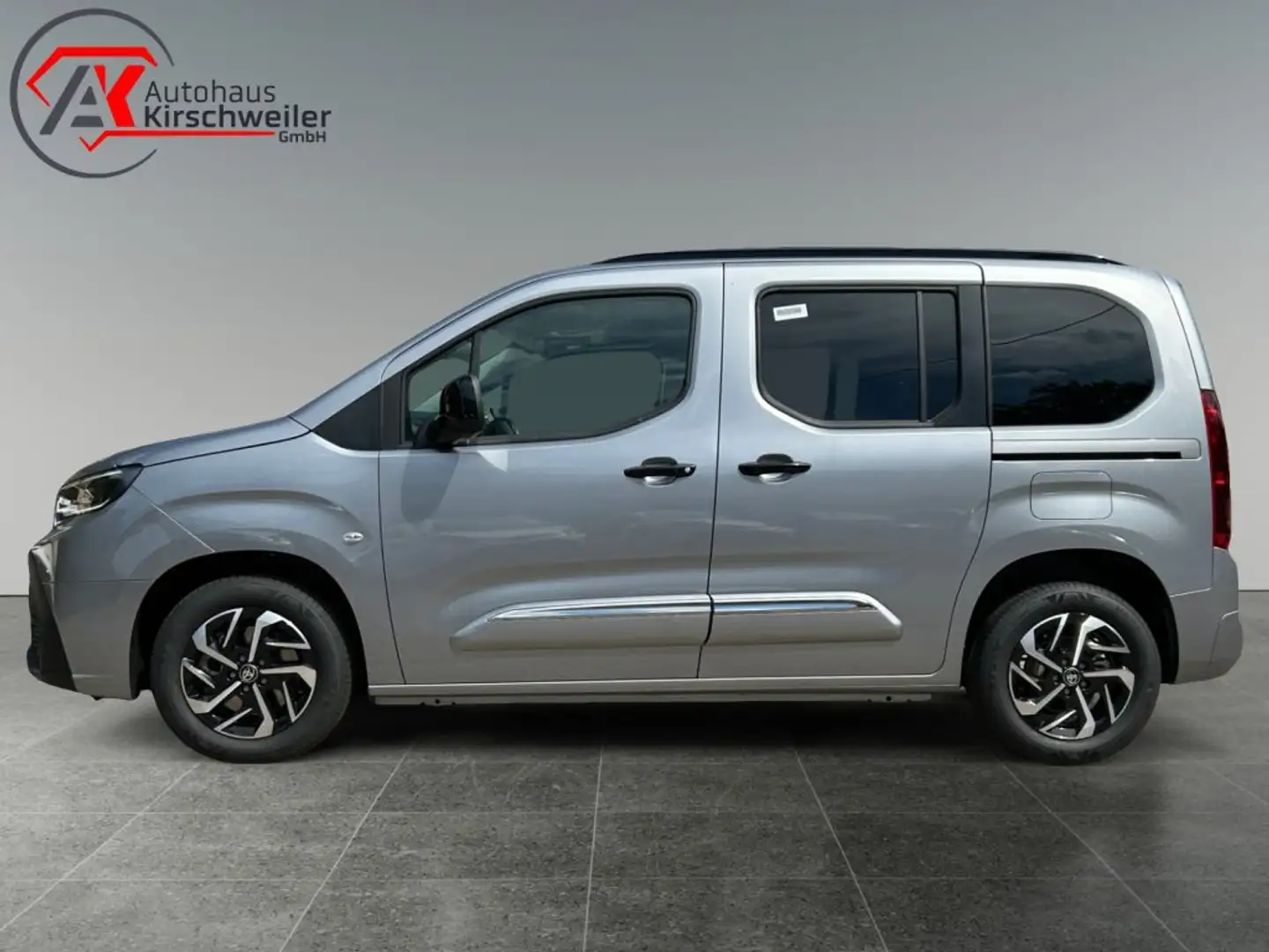 Toyota Proace City Verso 1.5 D-4D L1 Aut Teamplayer (E) Argento - 2