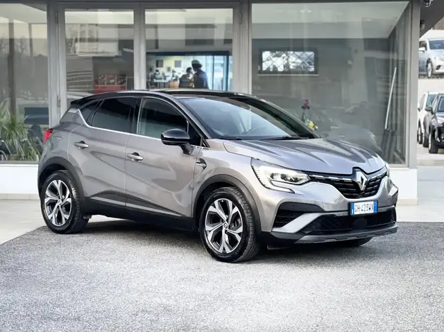 Renault Captur 1.6 Hybrid 145CV Auto E6 - 2022