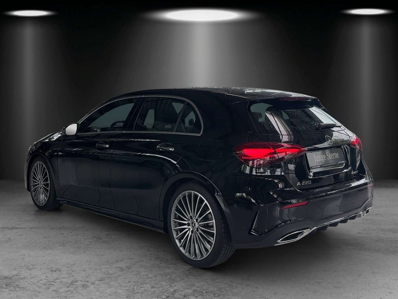 Mercedes-Benz A 220