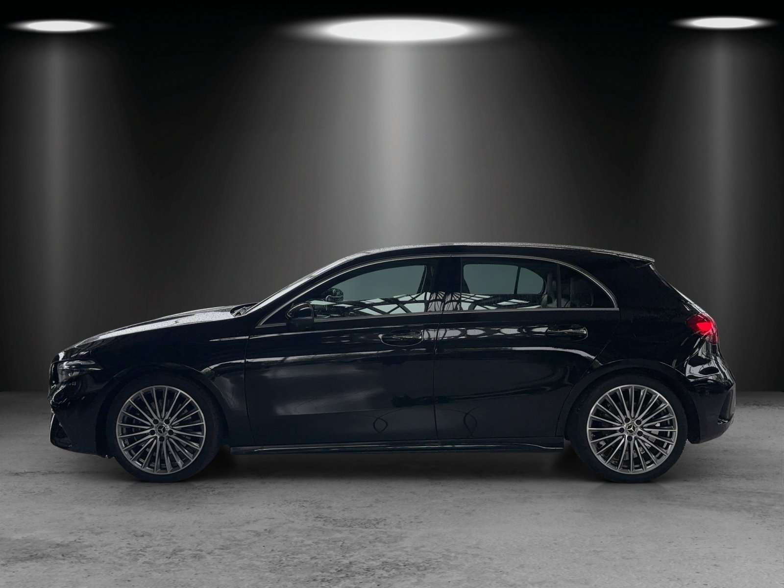Mercedes-Benz A 220