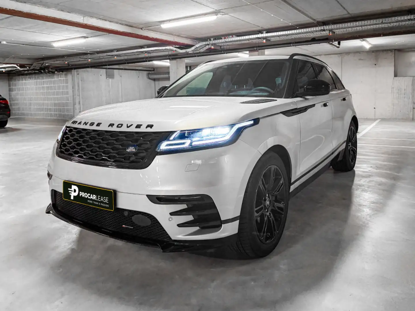 Land Rover Range Rover Velar D300 SE R-DYNAMIC /ACC/PANORAMA/AHK/MERIDIAN Gris - 1