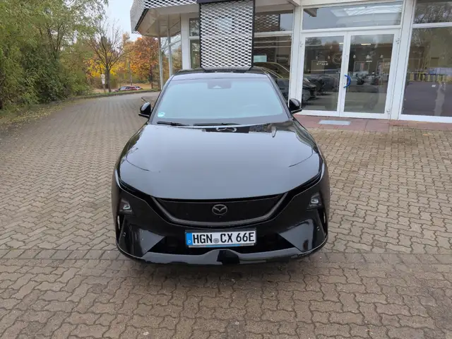 Mazda CX-6e