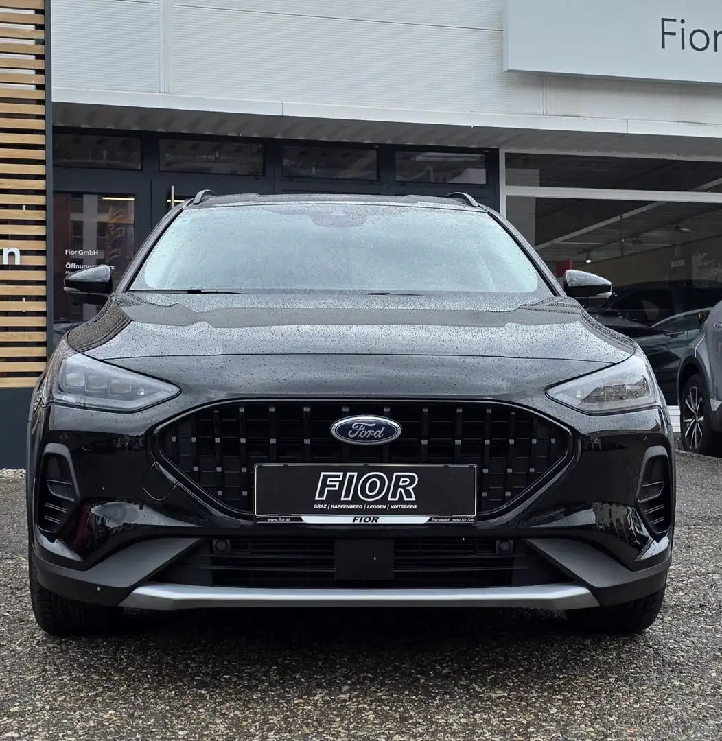 Ford Focus Traveller Active Schwarz - 2