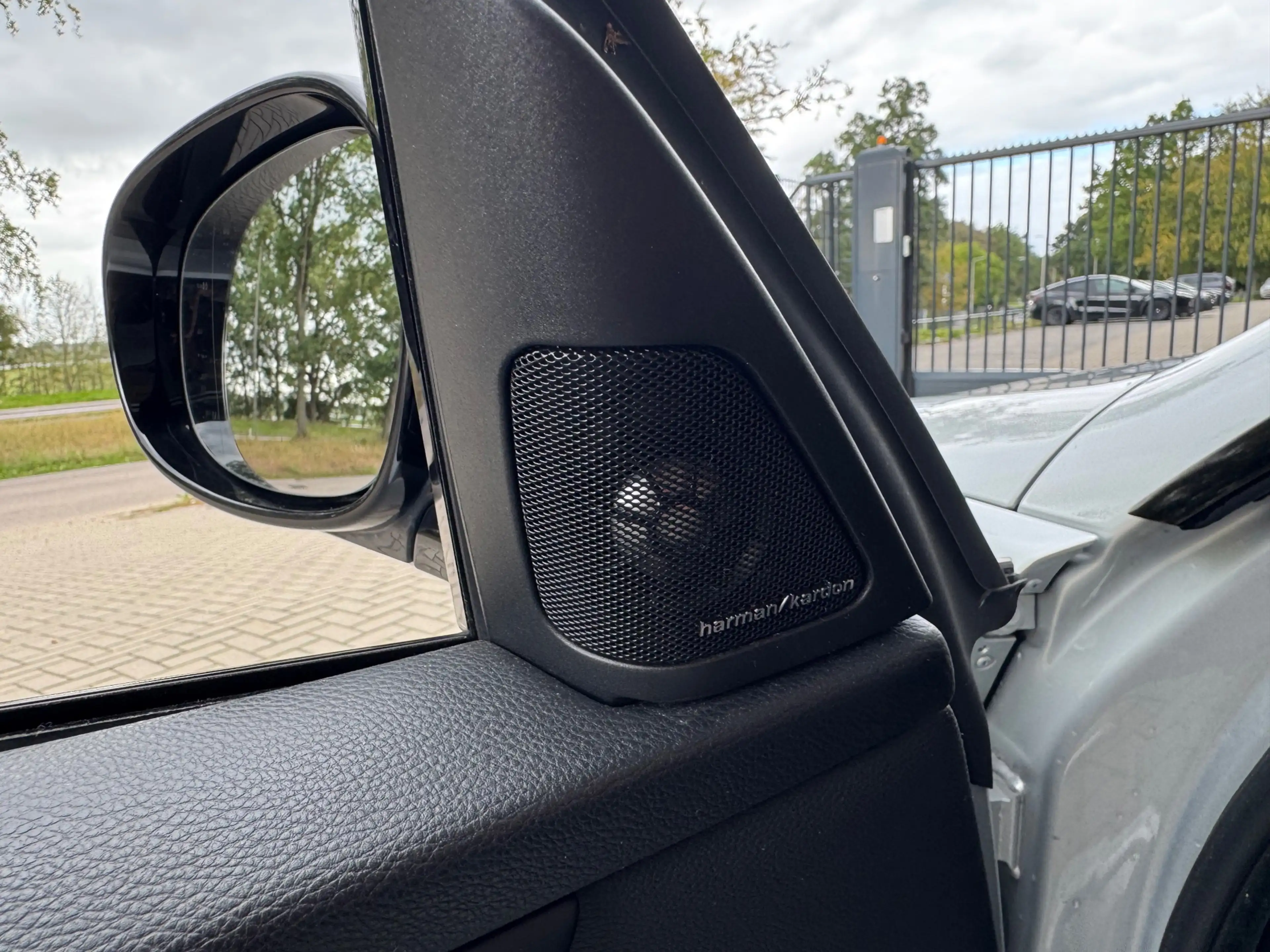 BMW 325 3-serie Cabrio 325i M-Sport Edition / Leder / H&K — photo 14