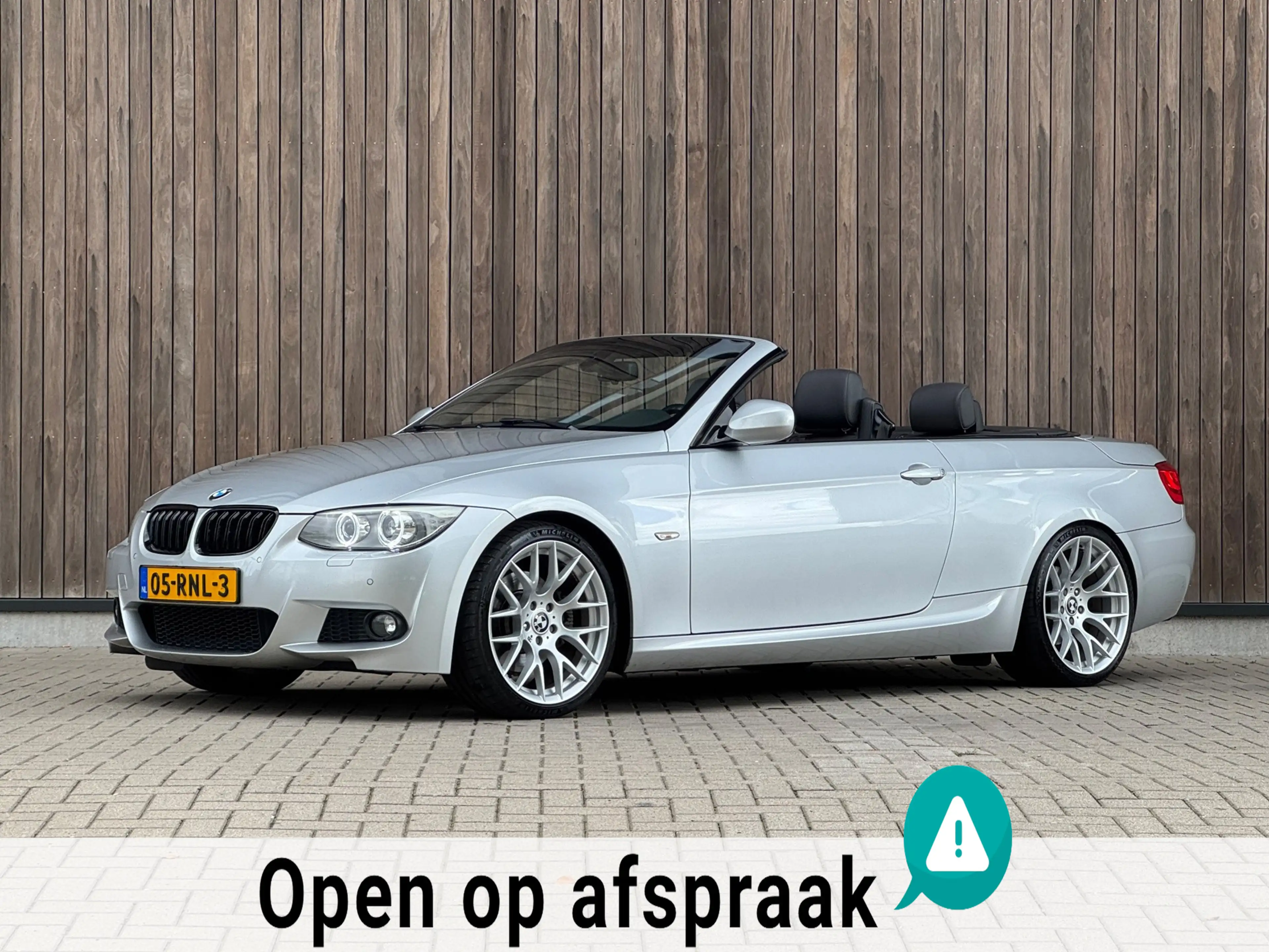 BMW 325 3-serie Cabrio 325i M-Sport Edition / Leder / H&K