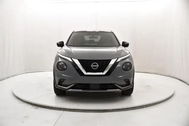 Nissan Juke view 2
