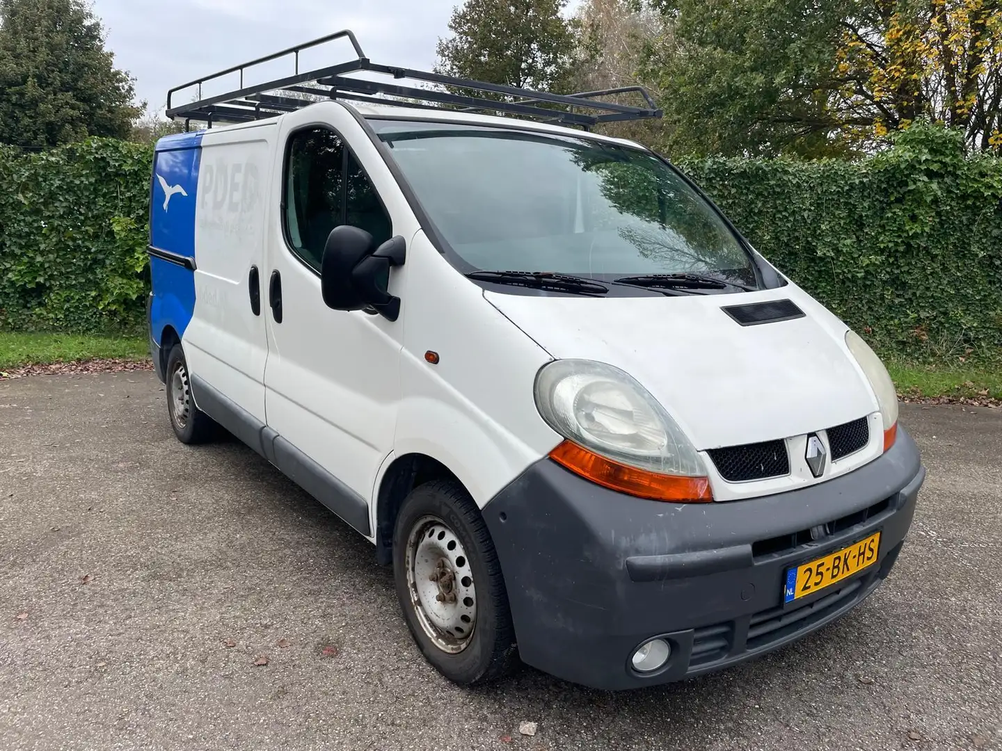Renault Trafic 1.9 dCi L1H1 Série Spéciale BUS - 2