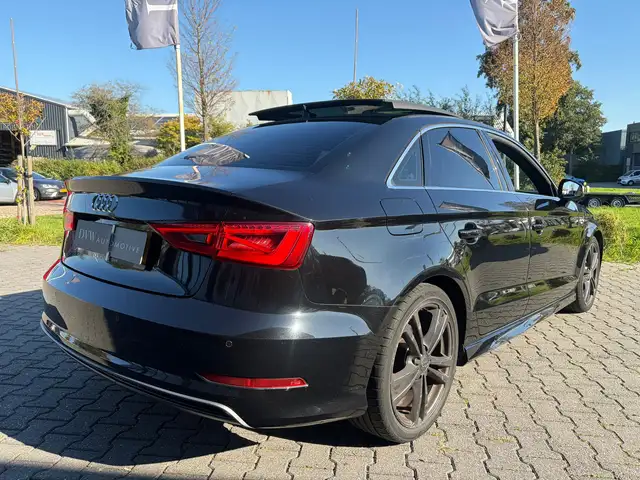 Audi A3 view 4