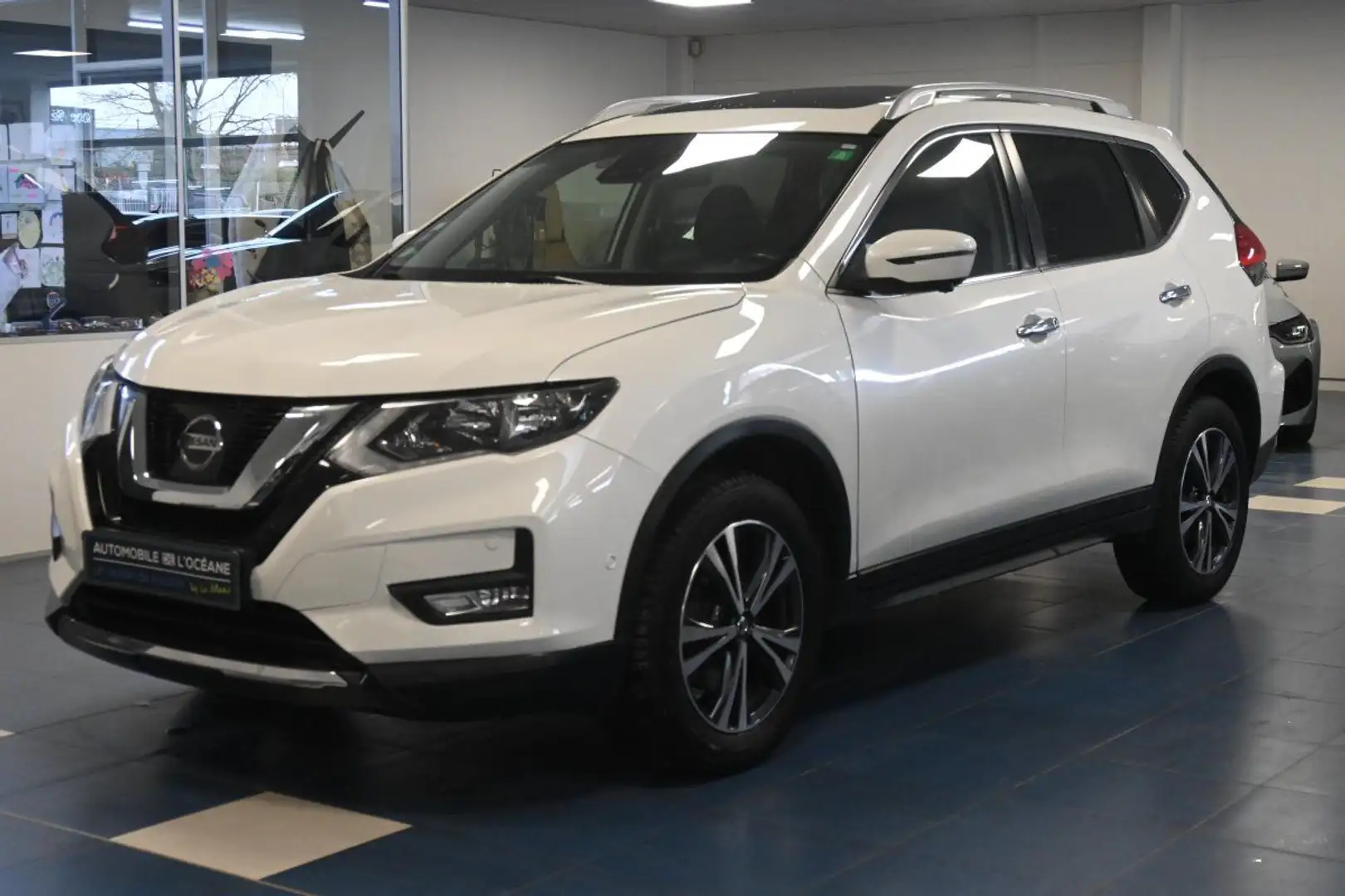 Nissan X-Trail 1.6 DIG-T 163 7pl N-Connecta Fehér - 1