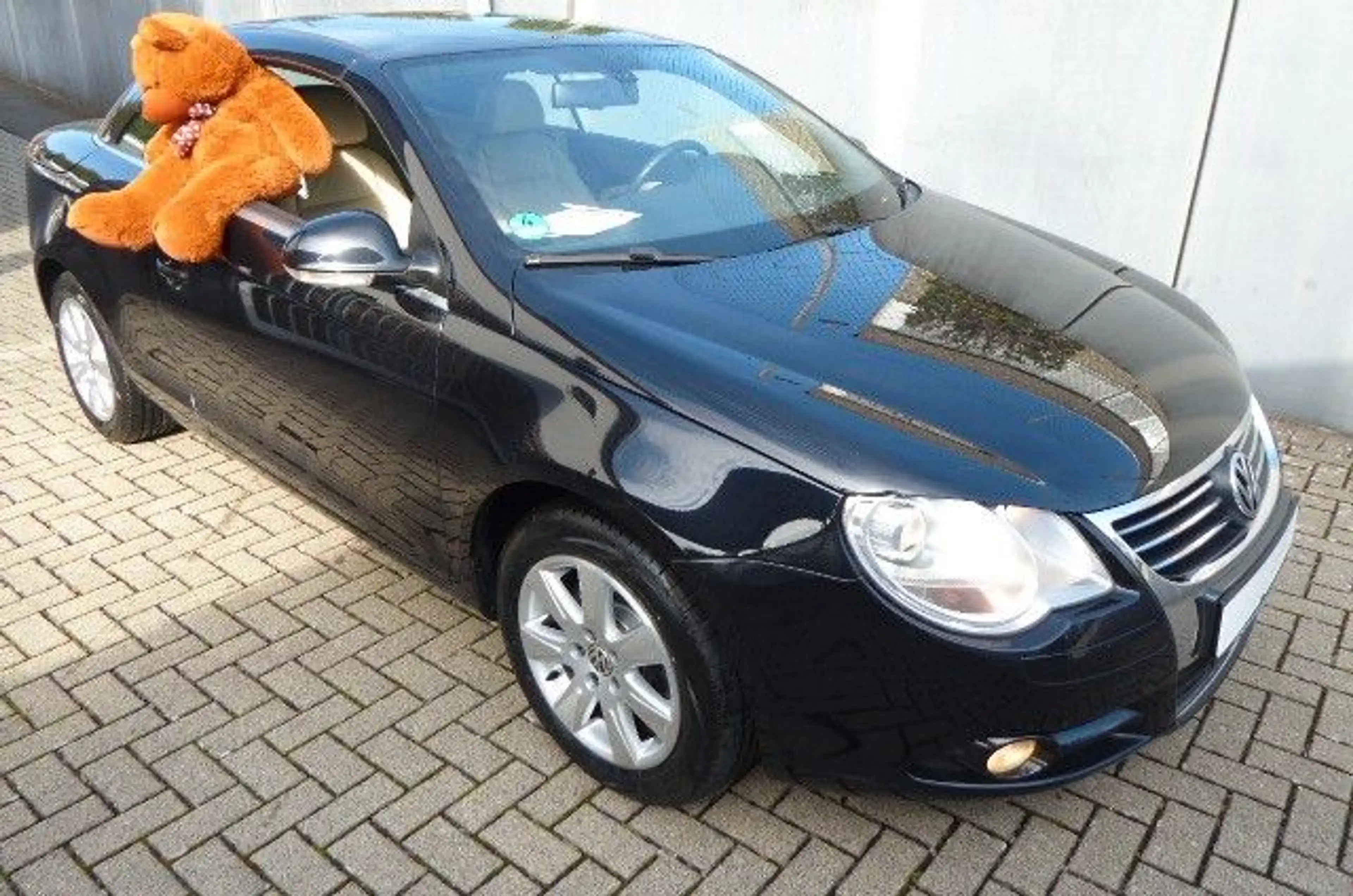 Volkswagen Eos 2.0 TDI TÜV, Bremsen, Reifen neu! — photo 3