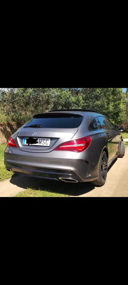 Mercedes-Benz CLA 200 Shooting Brake 200d AMG LINE 7G-DCT Gris - 2