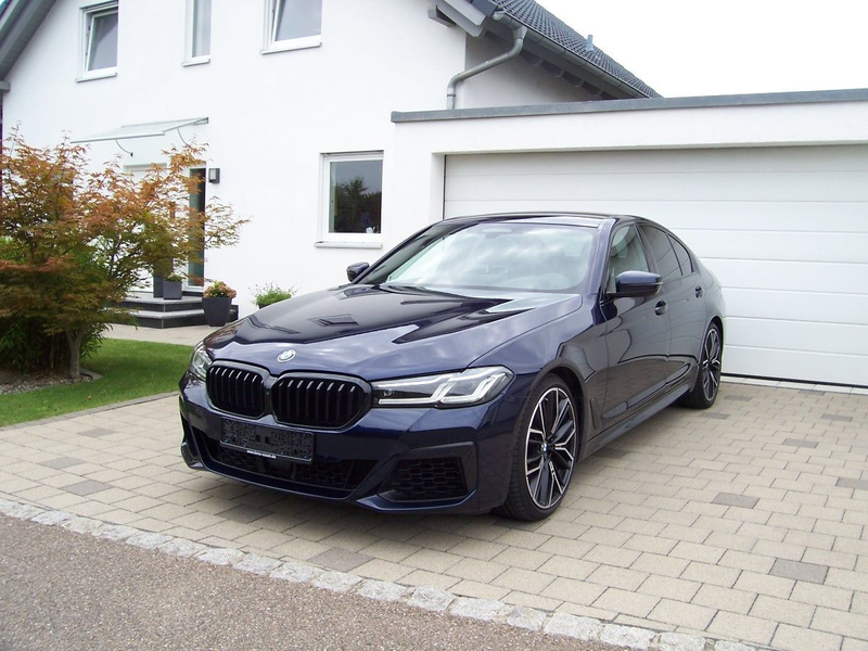BMW 550 i xDrive Head/ACC/360°/20"/AHK/Laser/I.Hand