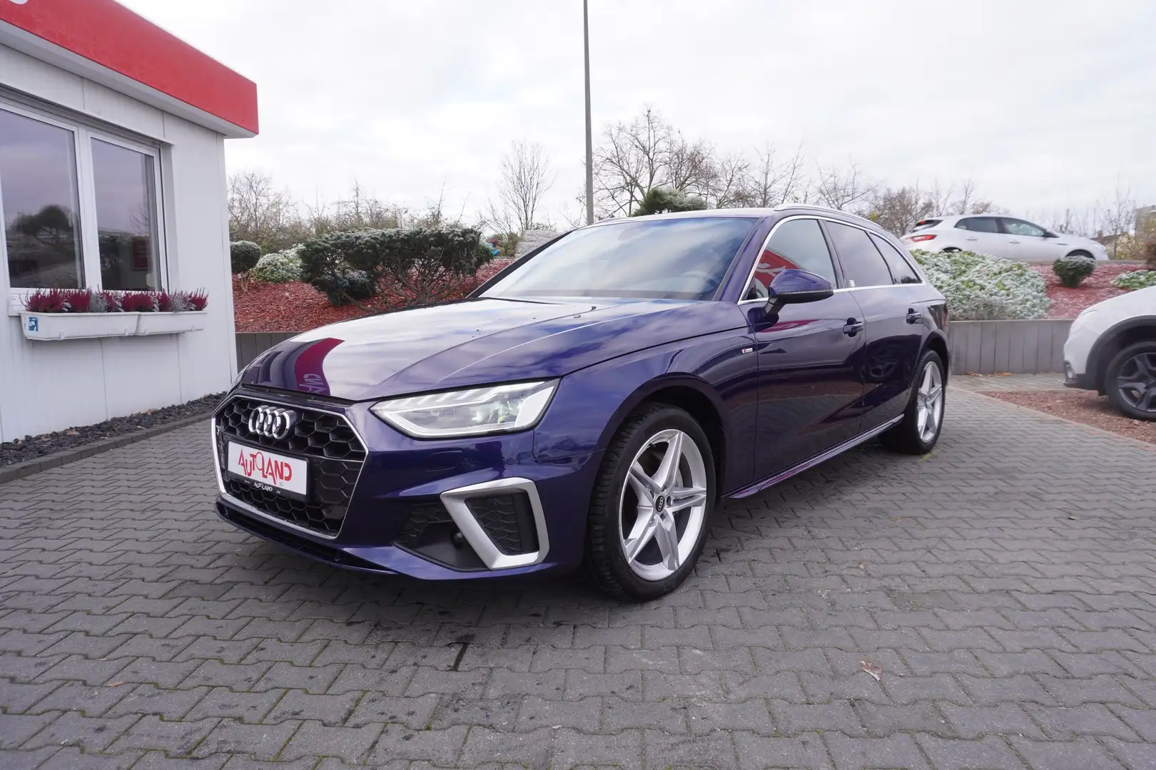 Audi A4 Avant 40 TDI S-Tronic S-Line LED Navi Keyless Blau - 2