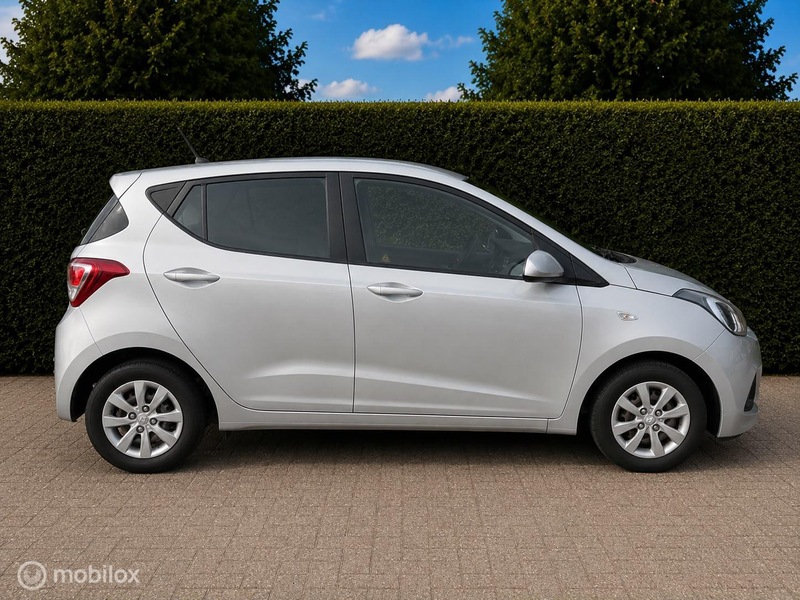Hyundai i10 1.0i 5drsAircoCruiseControlElektrPakketBluetooth — photo 4