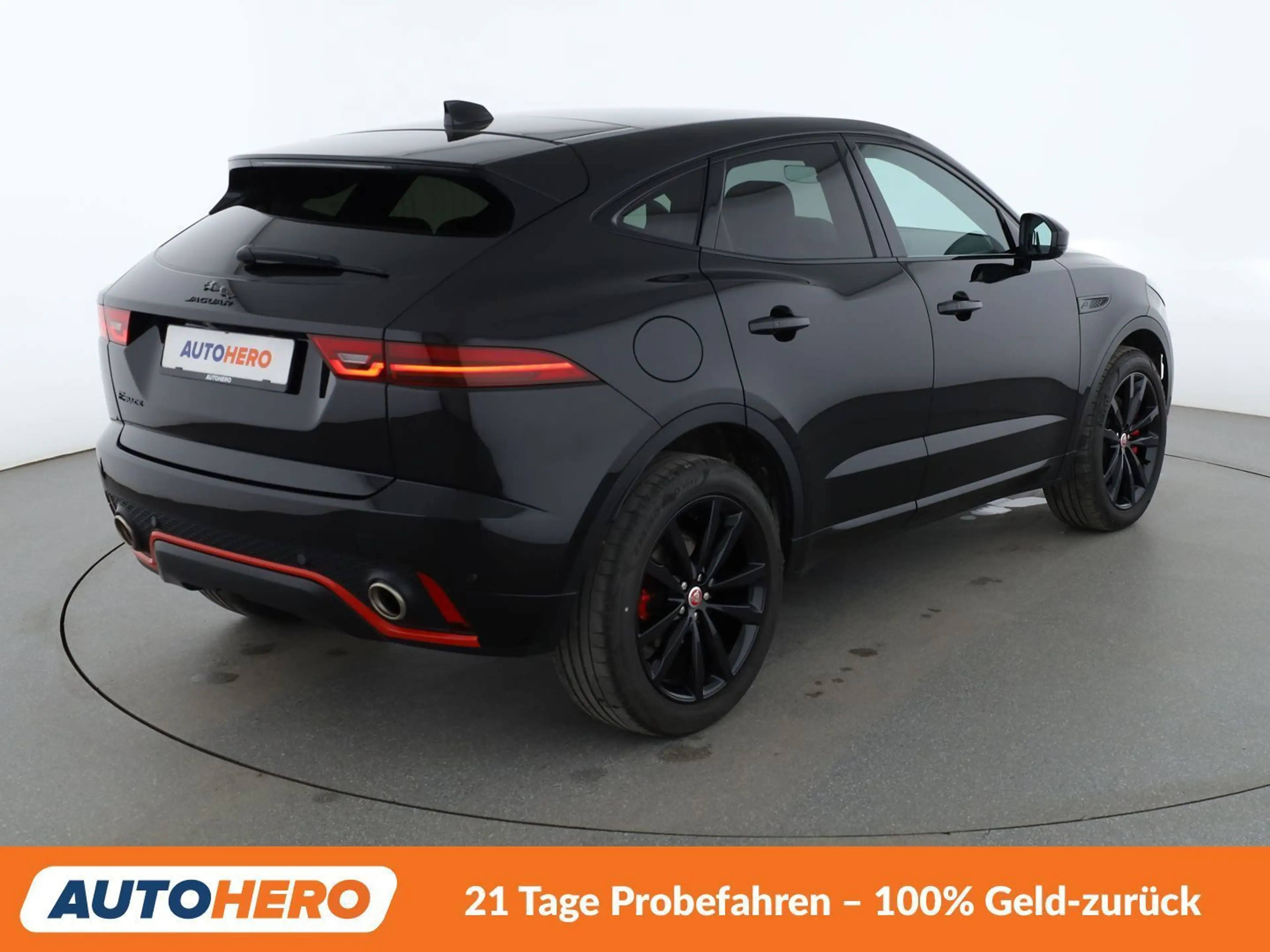 Jaguar E-Pace P200 Mild-Hybrid R-Dynamic Black AWD — photo 6