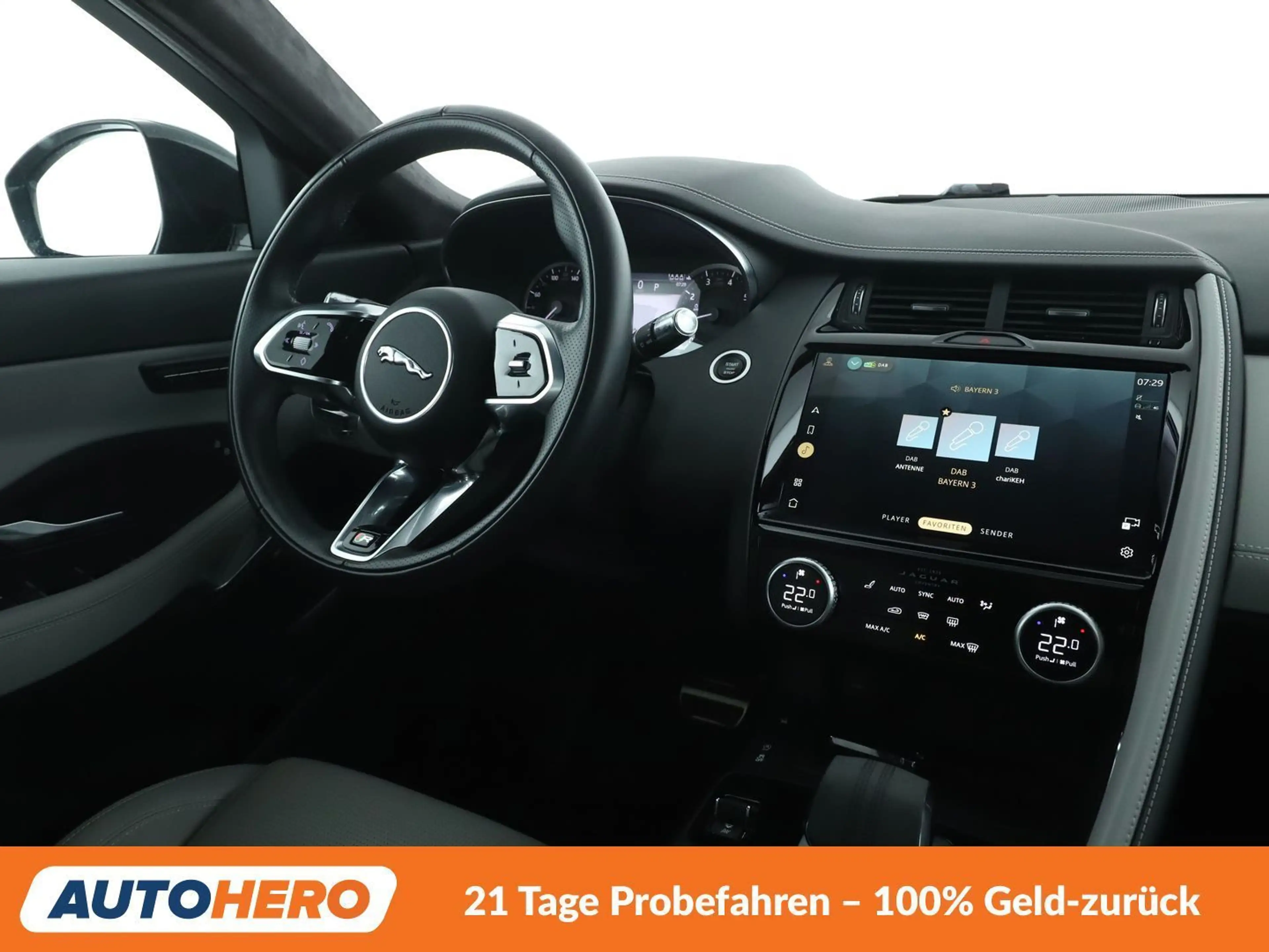 Jaguar E-Pace P200 Mild-Hybrid R-Dynamic Black AWD — photo 13