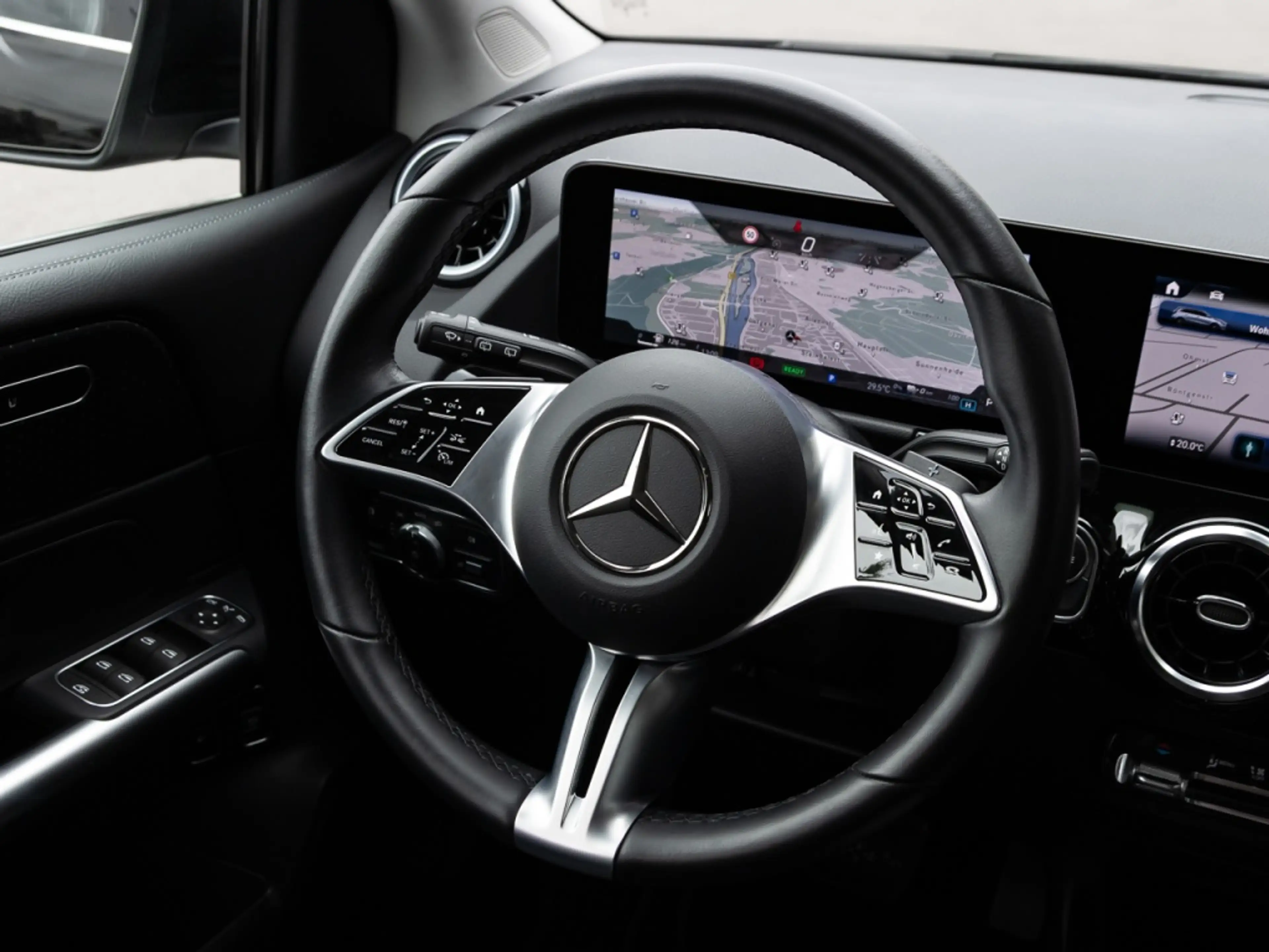 Mercedes-Benz B 250 e Progressive *Cam*LED*LHzg*MBUX*Navi*LMR* — photo 12