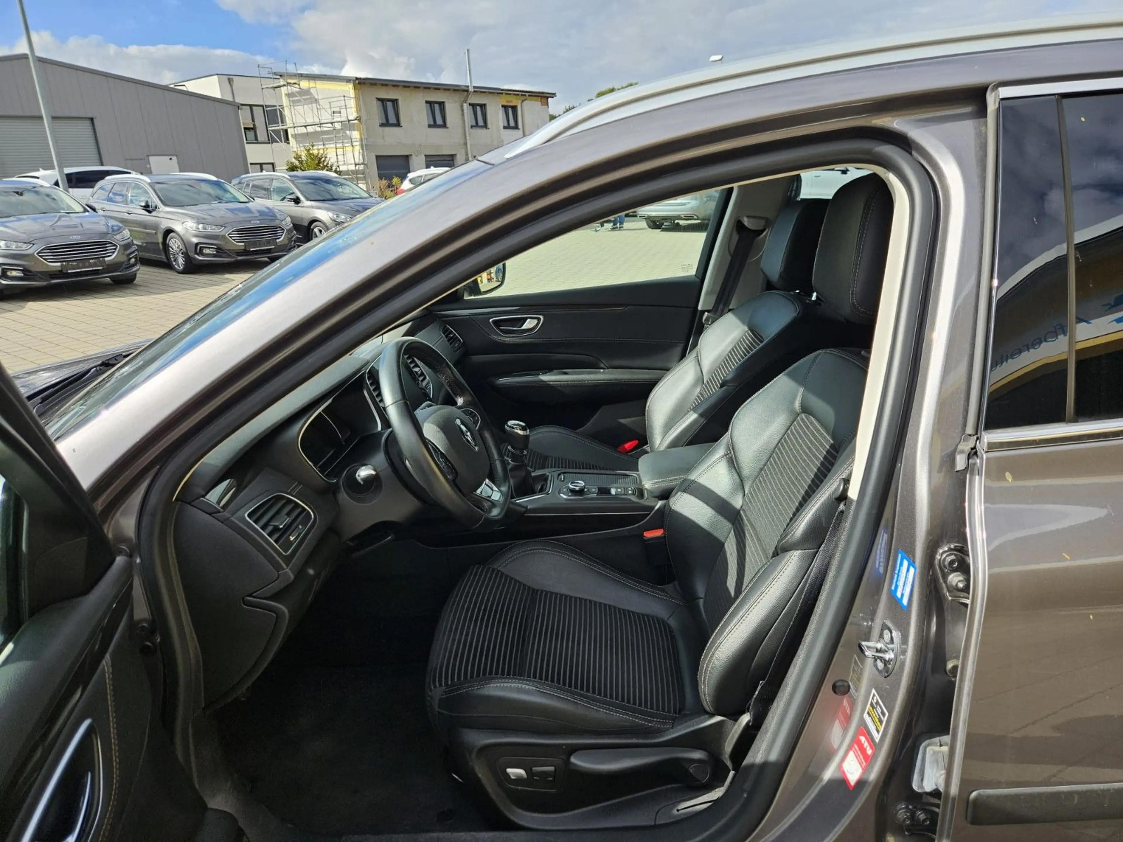 Renault Talisman Grandtour 1.7 dCi Life*1Hand*Android* — photo 11