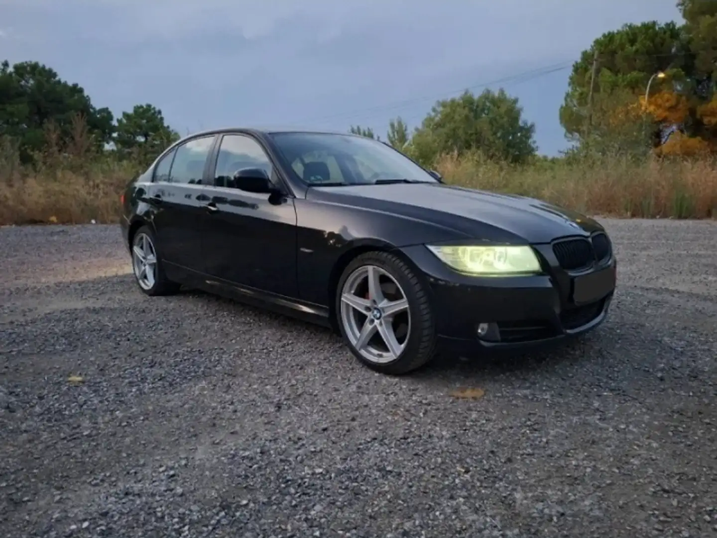 BMW 318 318d Negro - 2