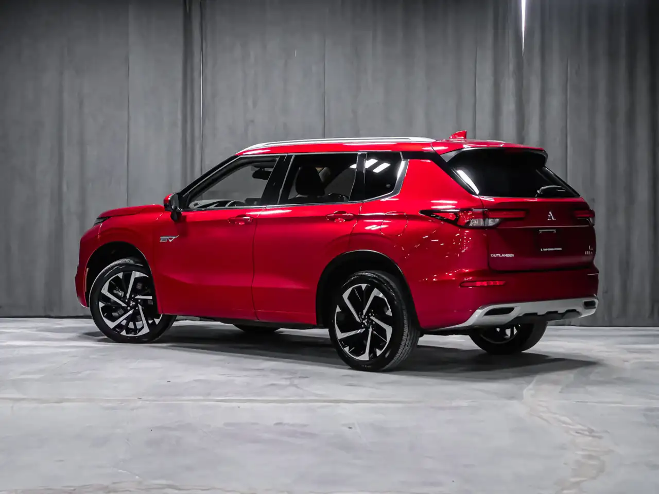 Mitsubishi Outlander снимка Mitsubishi Outlander