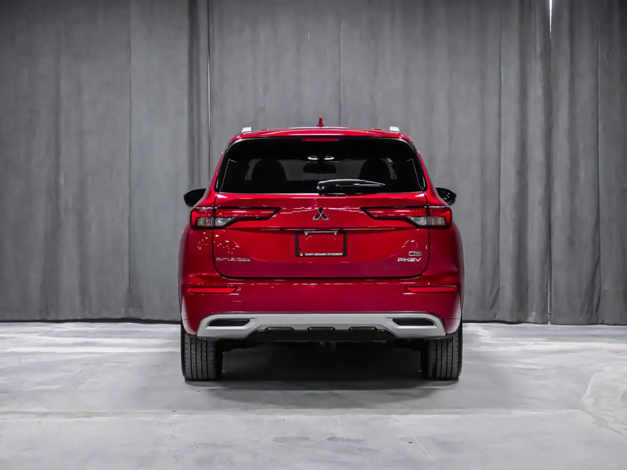 Mitsubishi Outlander снимка Mitsubishi Outlander