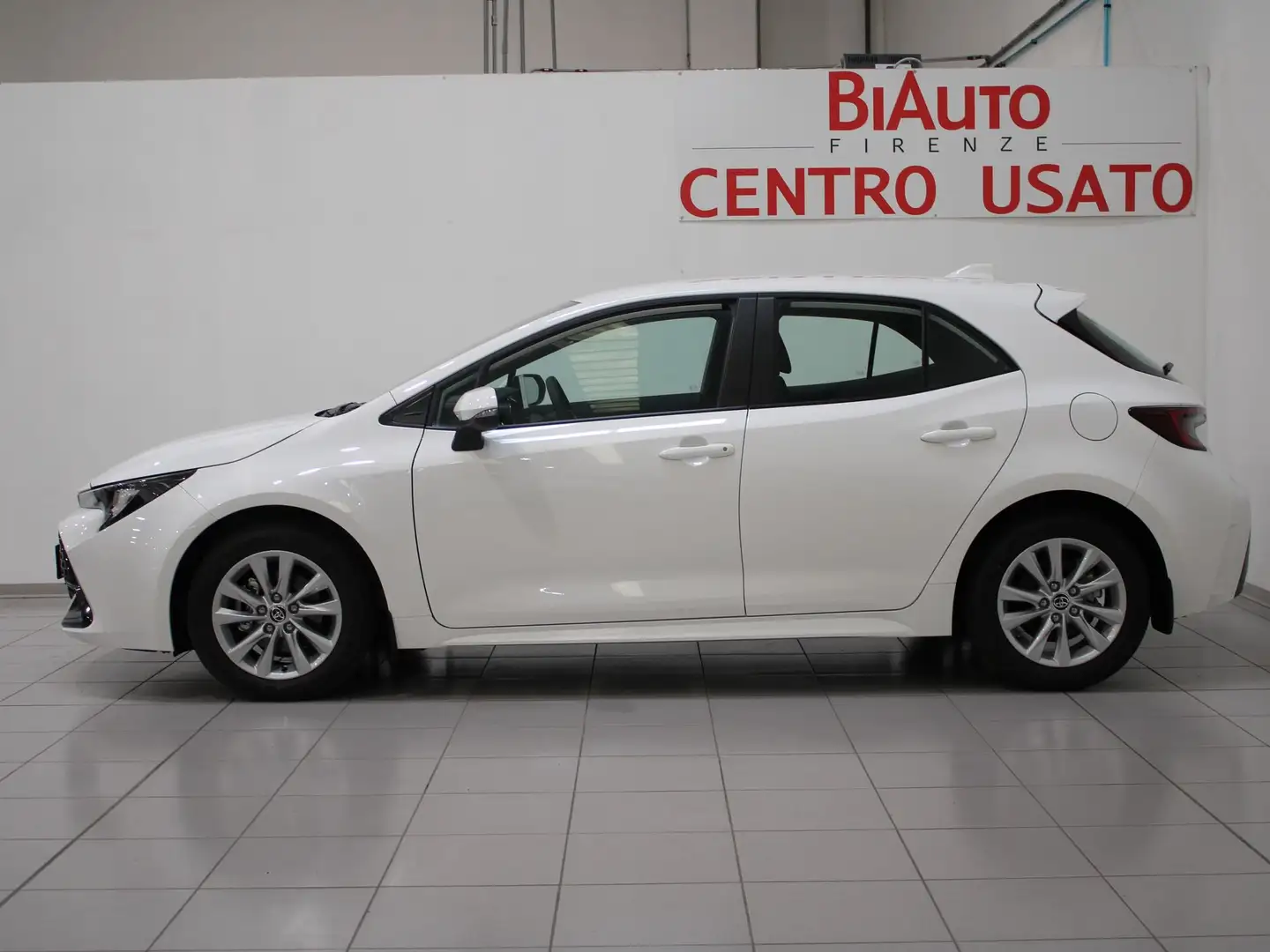 Toyota Corolla 1.8 Hybrid Active Blanco - 2