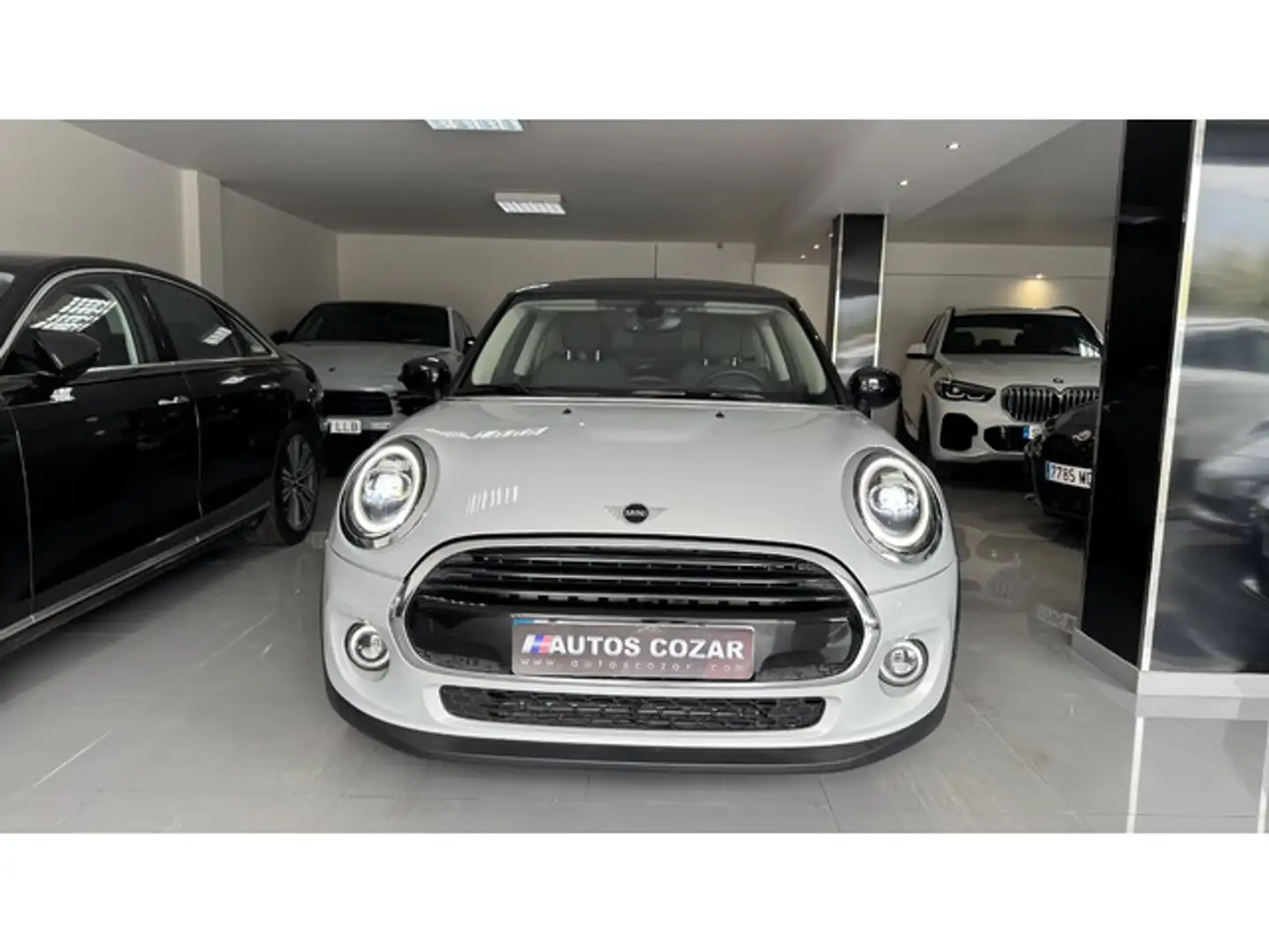 MINI Cooper Plateado - 2