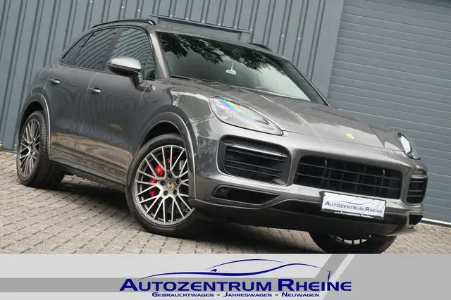 Porsche Cayenne GTS main image