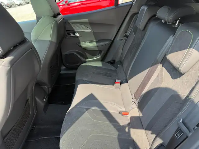 Peugeot 2008 view 10