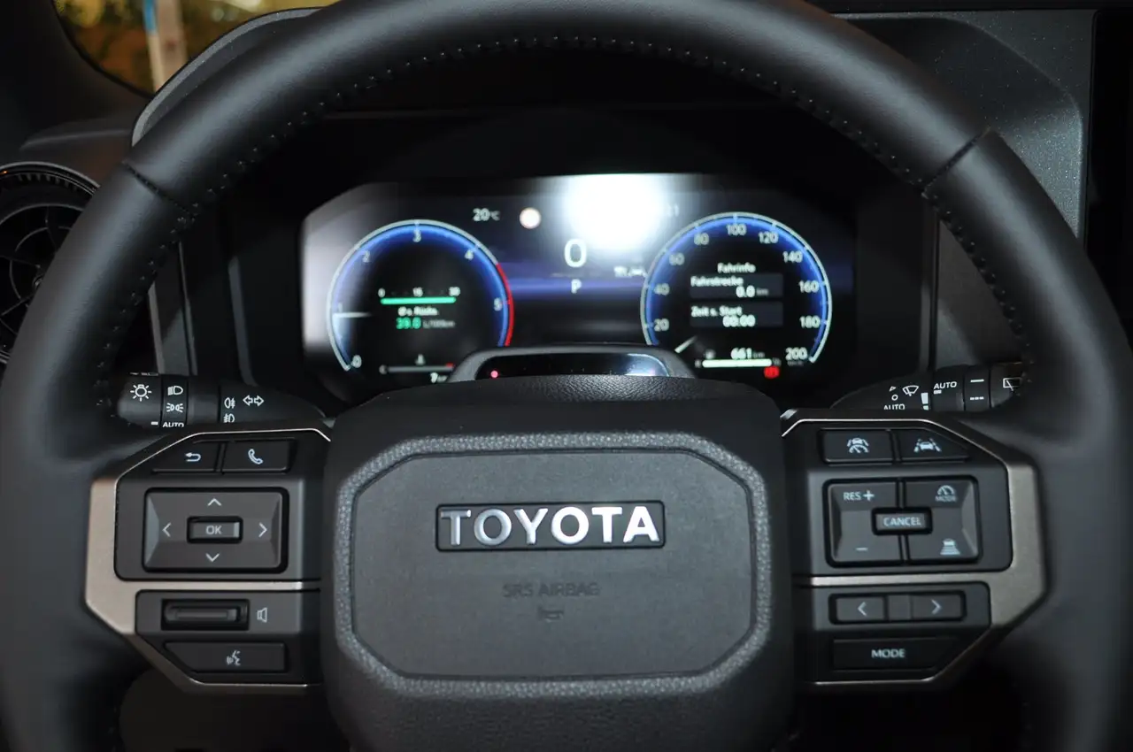 Toyota Land Cruiser 2026 — фото 11