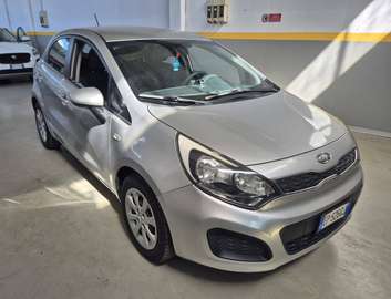Rio III 5p 1.1 crdi EX