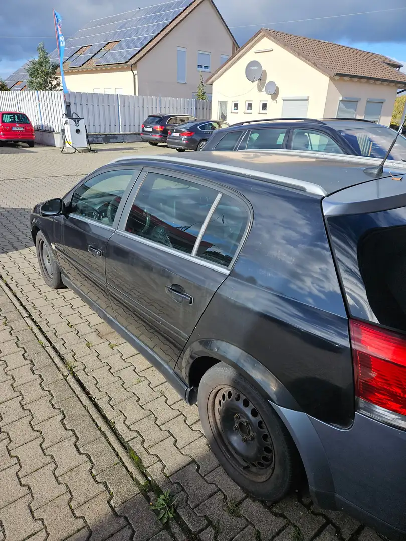 Opel Signum Signum 3.0 V6 CDTI Zwart - 2