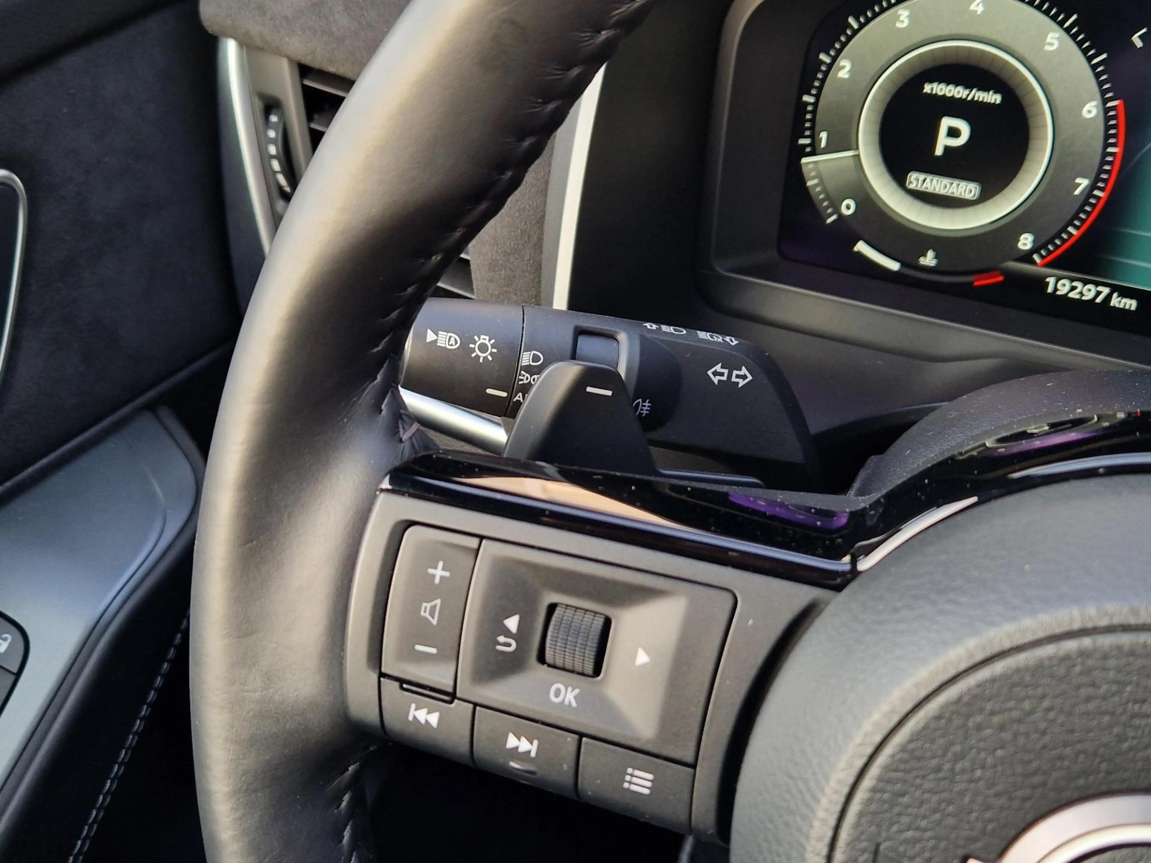 Nissan Qashqai 1.3 MHEV Xtronic Tekna+ / Massage stoelen / 360 ca — photo 14