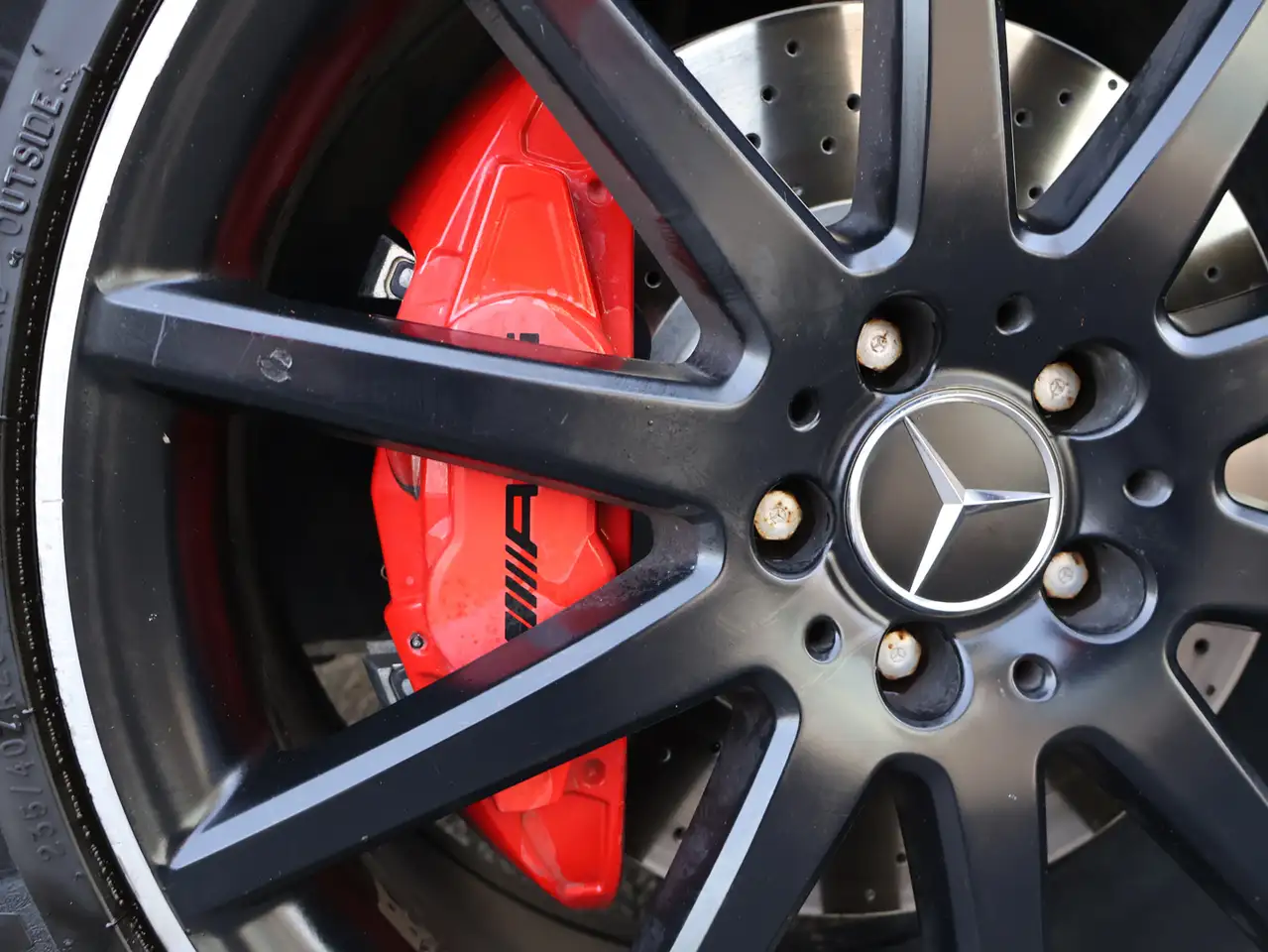 Mercedes-Benz GLA снимка Mercedes-Benz GLA