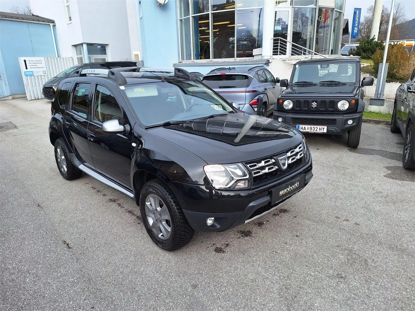 Dacia Duster Celebration dCi 110 S&S 4WD Schwarz - 2
