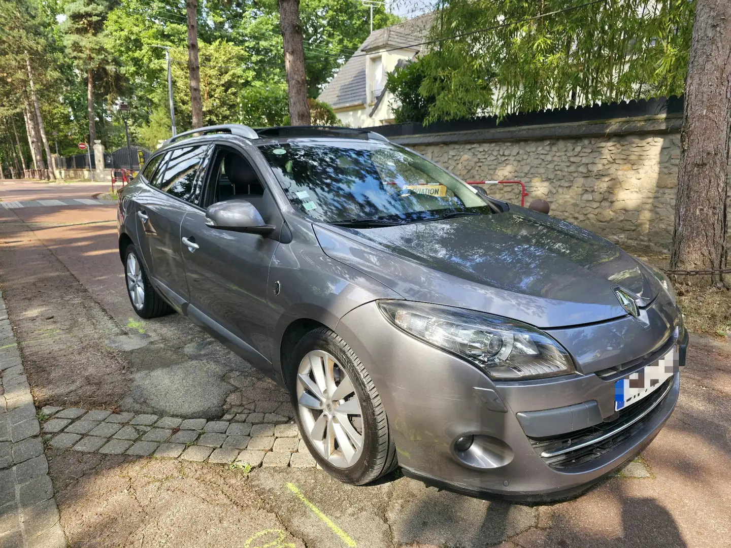 Renault Megane Mégane Estate III 2.0 dCi 150 FAP XV De France Eur - 2
