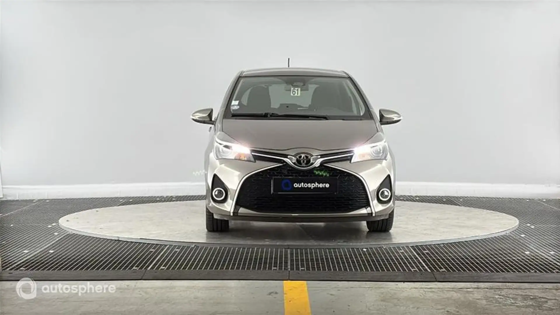 Toyota Yaris 100 VVT-i Design 5p - 2