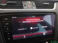 Skoda Octavia Octavia Combi 2.0 TDI 4x4 KEYLESSGO,CANTON,PANO Weiß - thumbnail 23