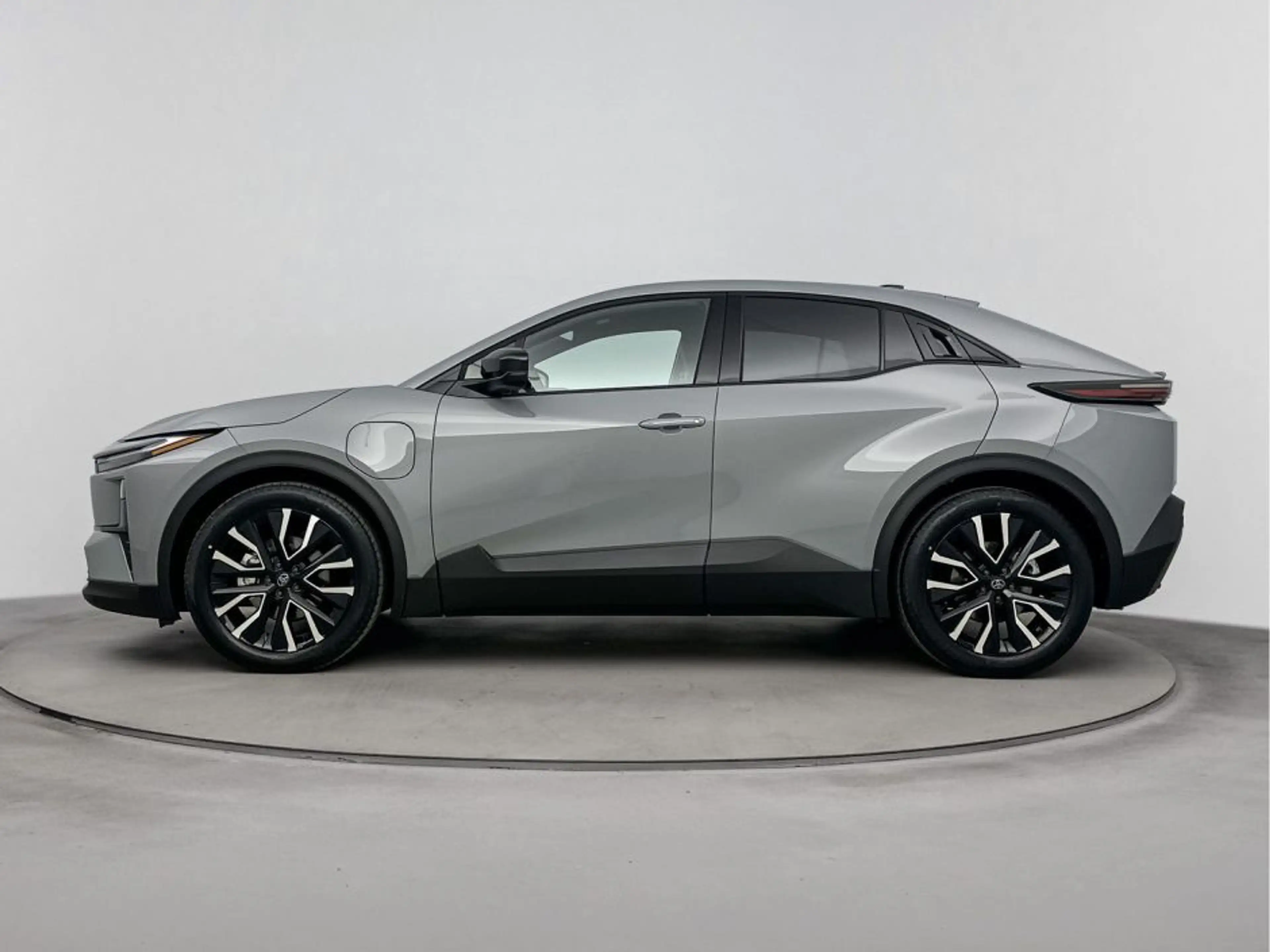Toyota C-HR+ First Edition 77 kWh — photo 3