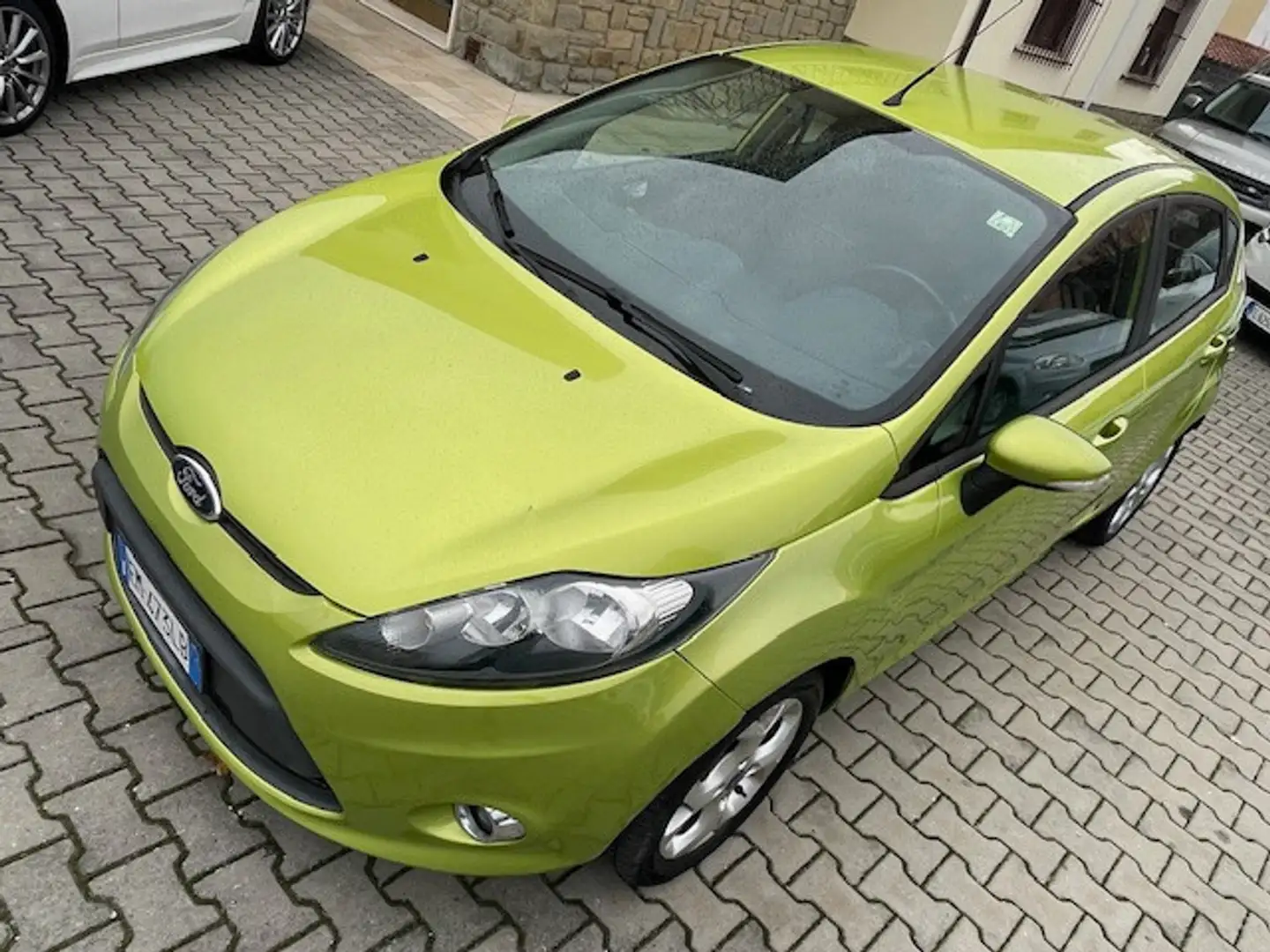 Ford Fiesta 1.4 TDCi 70CV 5 porte Titanium OK NEOPATENTATI Vert - 2