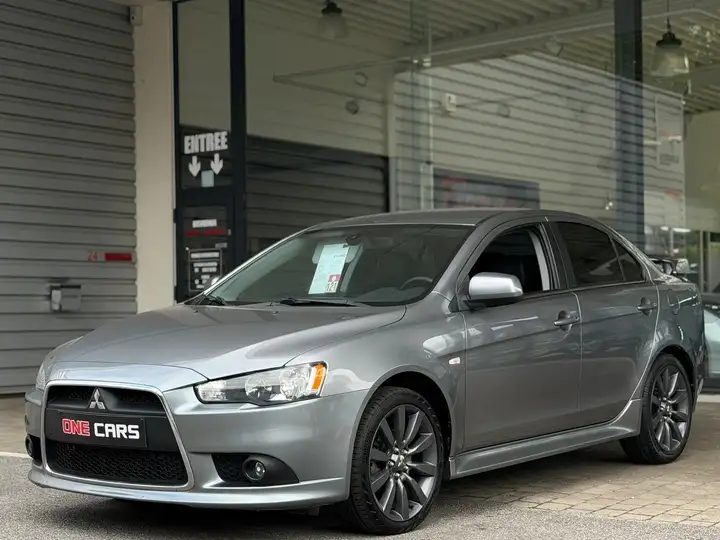 Mitsubishi Lancer