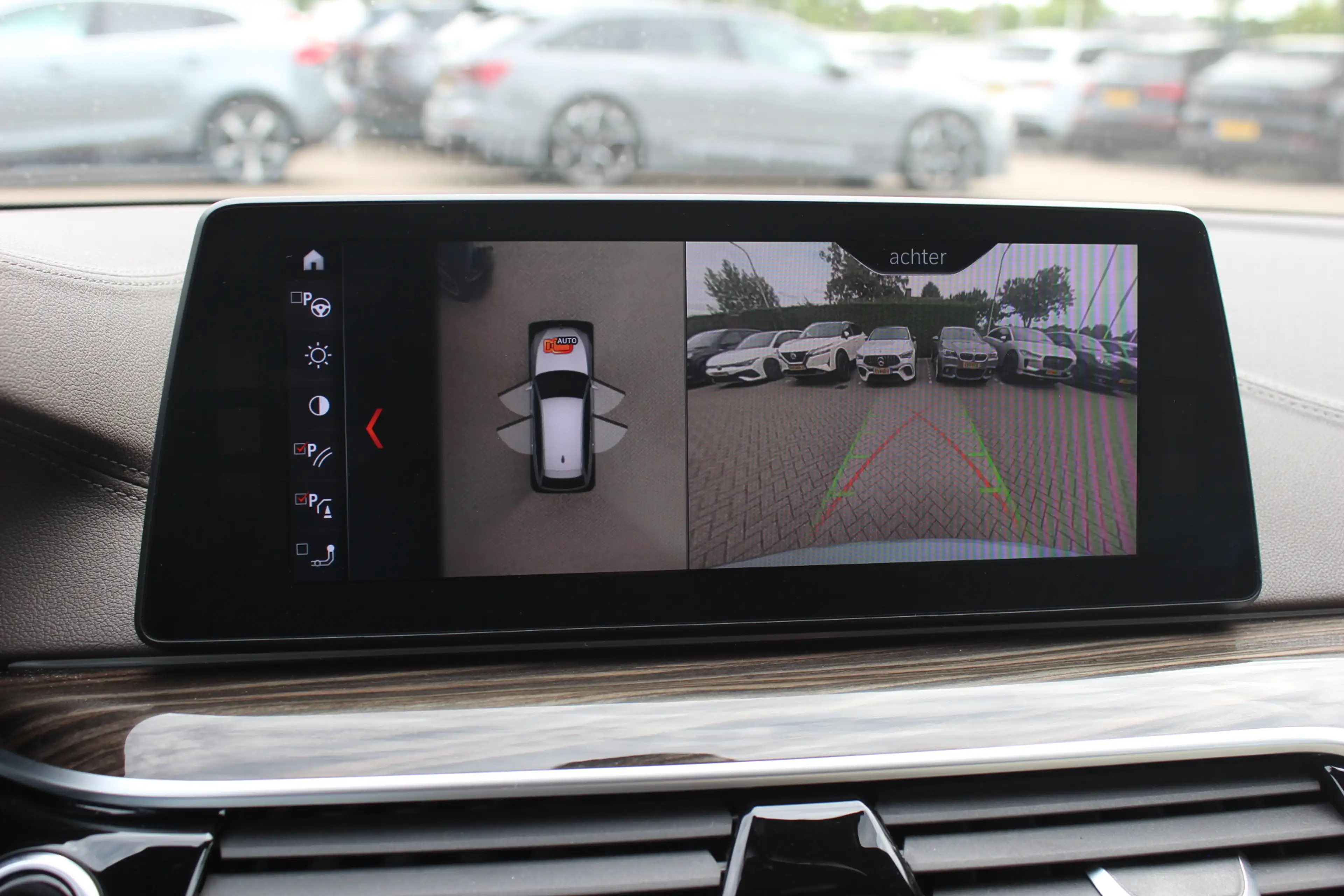 BMW 540 5-serie Touring 540i xDrive High Exe. M Sport / Tr — photo 21