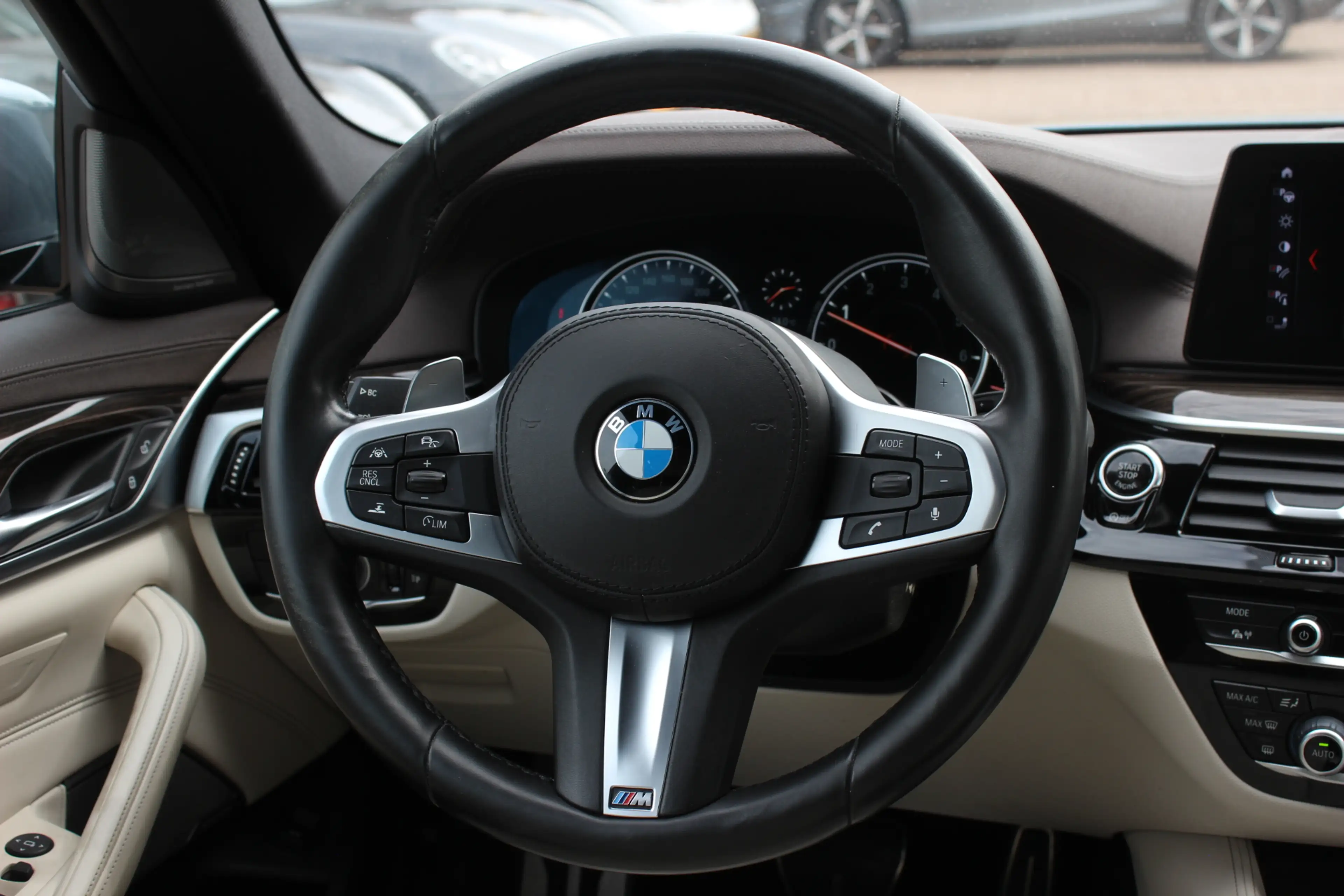 BMW 540 5-serie Touring 540i xDrive High Exe. M Sport / Tr — photo 18