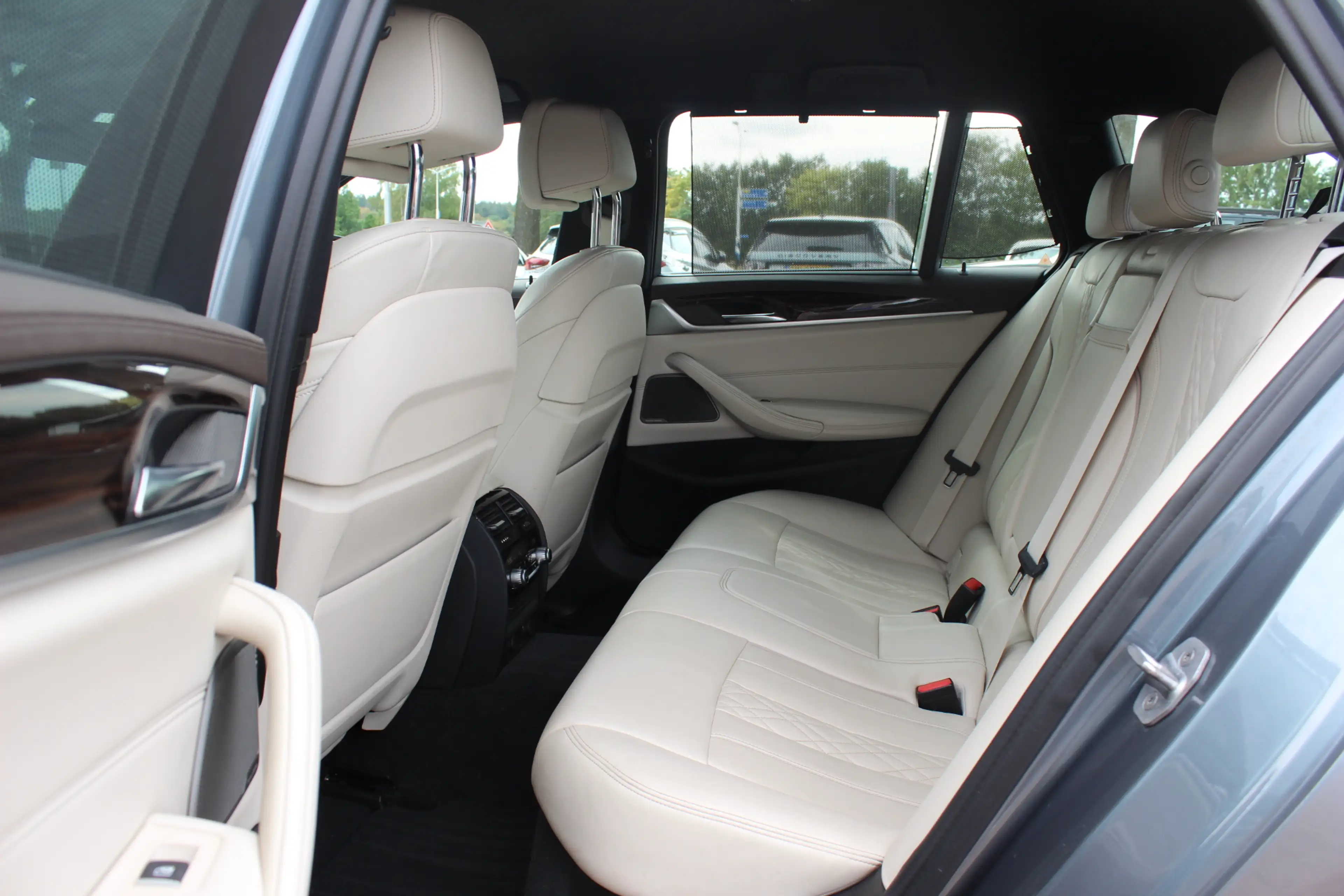 BMW 540 5-serie Touring 540i xDrive High Exe. M Sport / Tr — photo 11