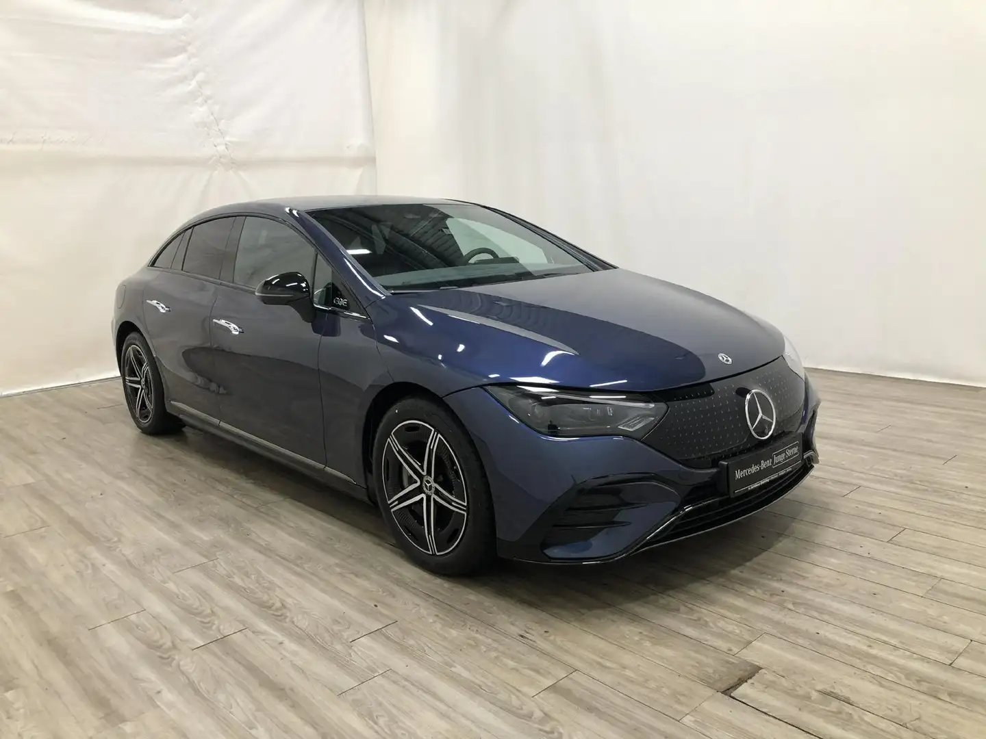 Mercedes-Benz EQE 350 EQE 300 AMG NIGHT*Distr*AHK*AIRMATIC*Hinterachsl Bleu - 2